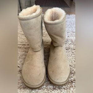 UGG Cream Shearling Boots Size 9